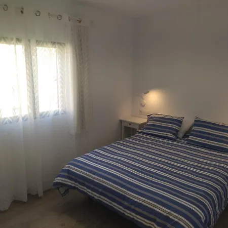 Olas 206 Apartment *